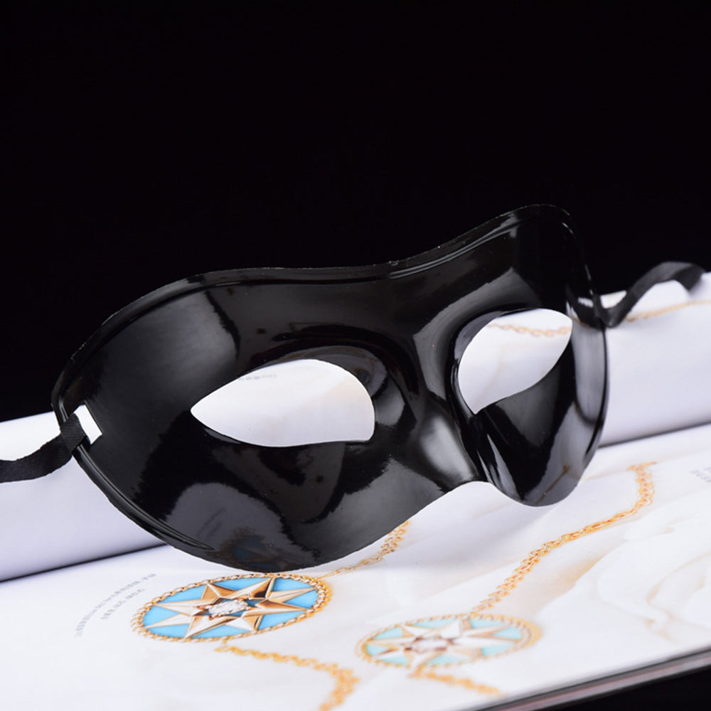 Leonardo Modern Glossy Venetian Masquerade  Mask with Sleek Design