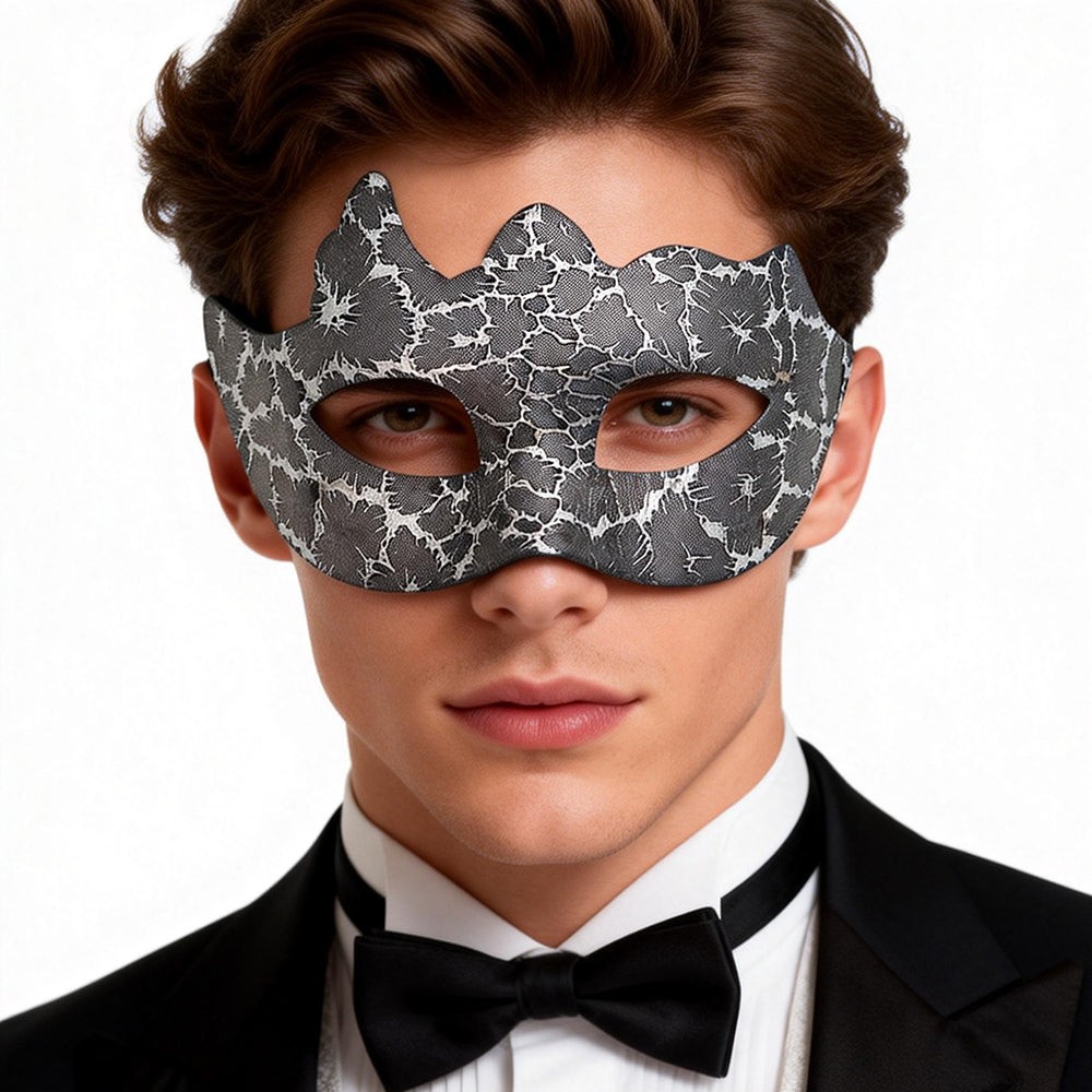 Alessandra Silver-Gray Textured Gentleman Masquerade Mask