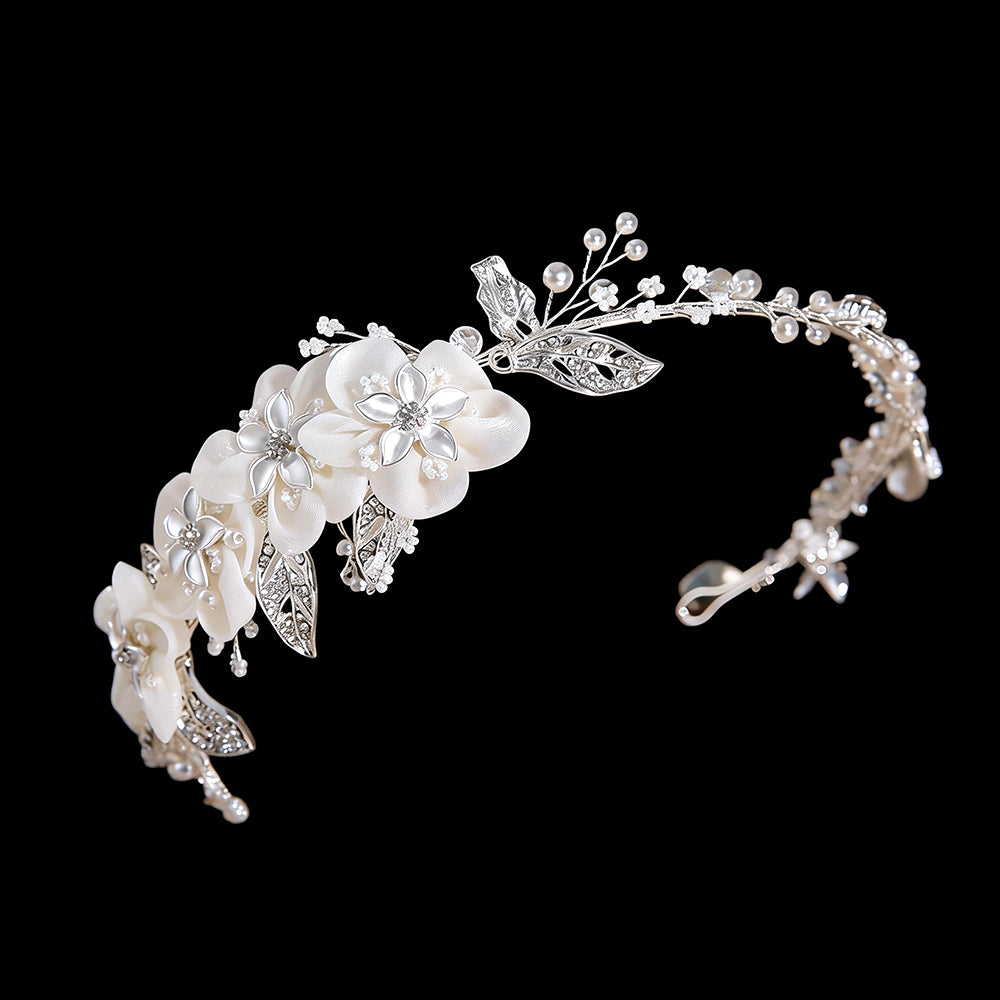 Diadema de gasa Bianca con flores y perlas