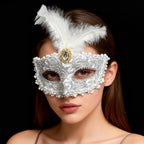 Giulia Ivory Lace  Venetian Masquerade Mask