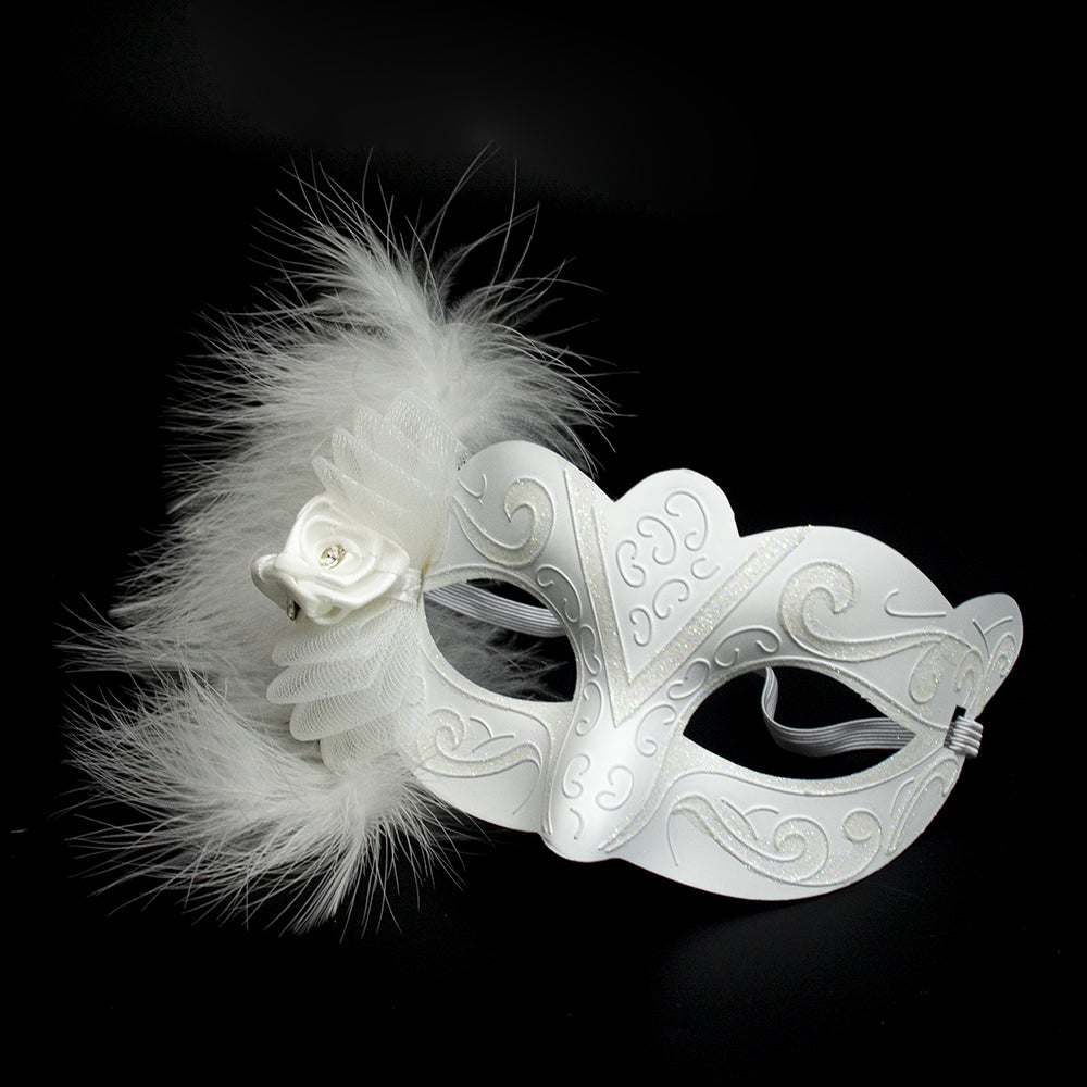 Giulia  Ivory Feathered Venetian Masquerade Mask