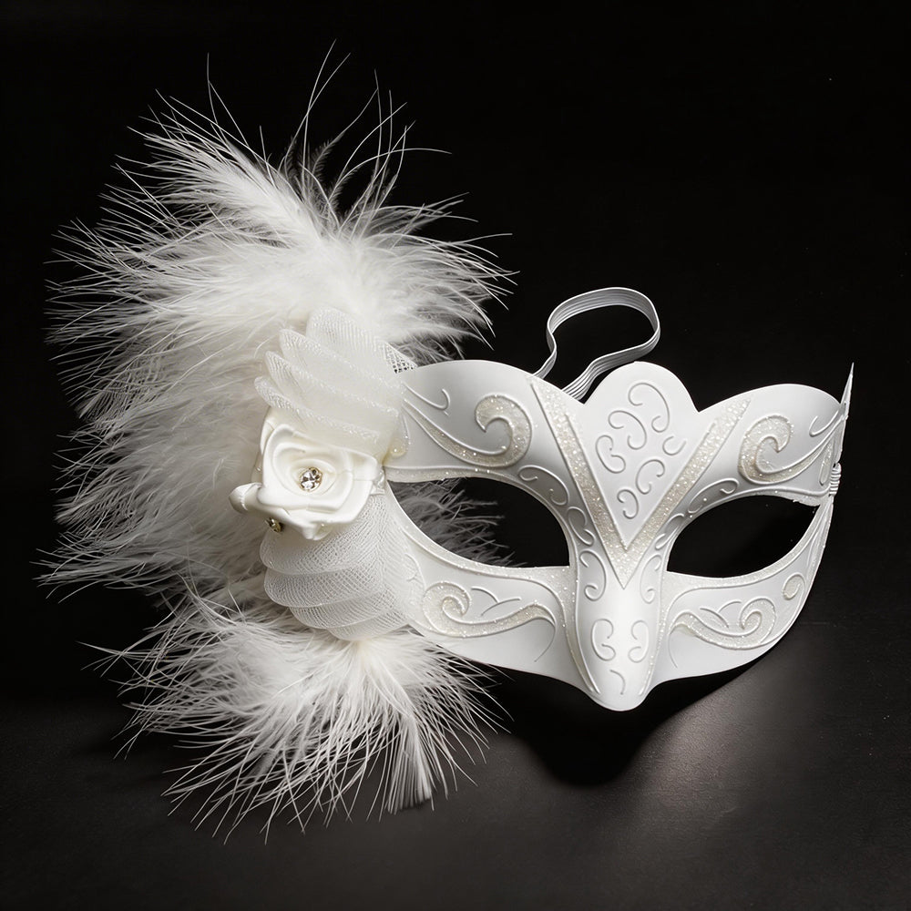 Giulia  Ivory Feathered Venetian Masquerade Mask