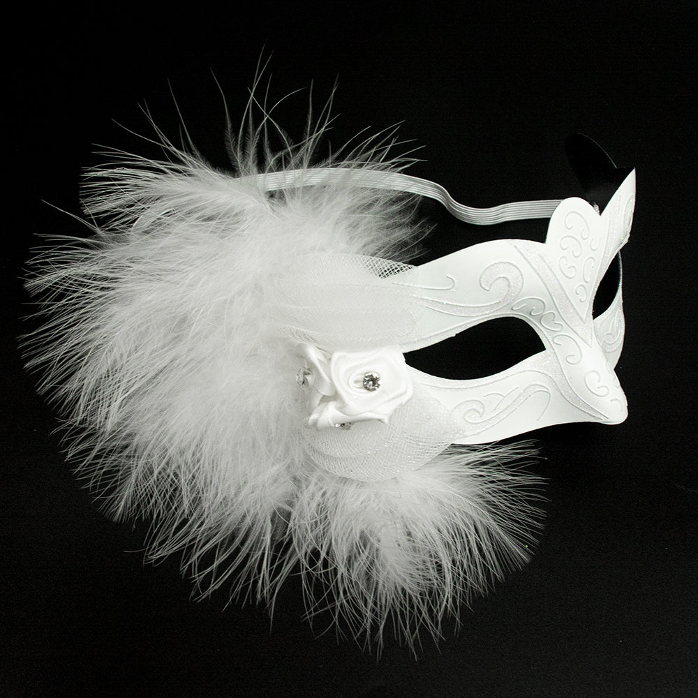 Giulia  Ivory Feathered Venetian Masquerade Mask