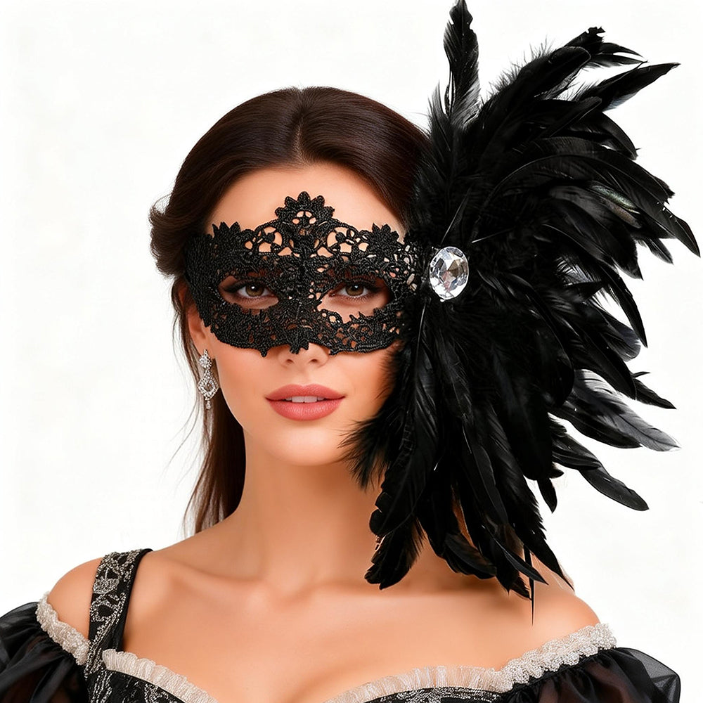 Giulia Gothic Openwork Feather Masquerade Mask