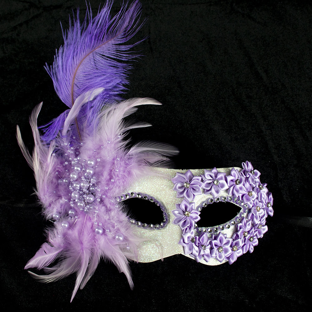 Giulia Pearl Petal Feather Masquerade Mask