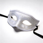 Leonardo Vintage-Inspired Venetian Masquerade Mask