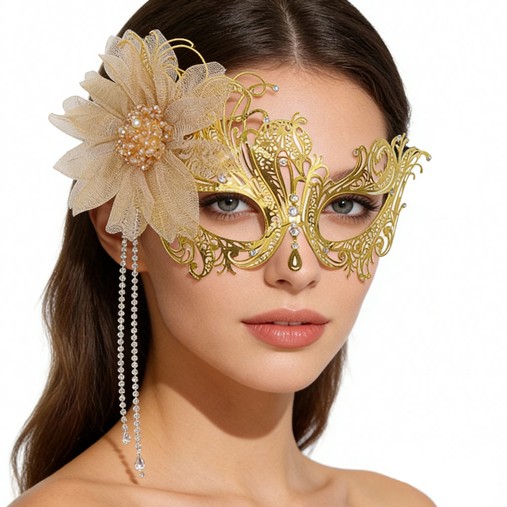 Regina Elegant Silver Filigree Mask with Pearl Chain